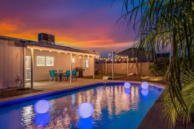 Image de Chandler Charm! Pool & Hot Tub | Putt Putt | Games