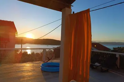 Image de Charming 2-bedroom apartment with pool washing machine Ac pet friendly
