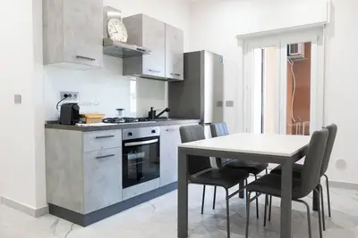 Image de Adelina House | Quiet and Central Flat near University and Subway