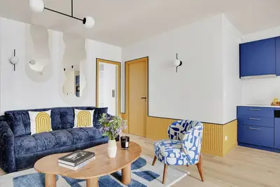 Image de Sereners - Montorgueil - Rue Saint Denis B22