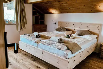 Image de Exclusives Hof. apartment im Herzen Südtirols. Zwanglos. Stilvoll. Naturnah