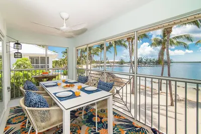 Image de Kailua: Upgraded Beach Condo in Cayman Kai; Walk to The Kaibo & Starfish Point!