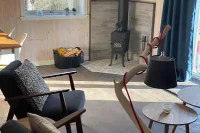Image de Adventure Guesthouse Sweden, Knus Vakantiehuis in een Bosrijke Omgeving
