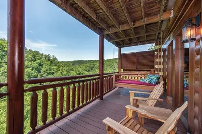 Image de Stunning 6bd Lodge w/ Views! Game Room + Near Town