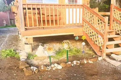 Image de Cabin Overlooking the Beautiful Cook Inlet