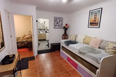 Image de Appartement indépendant pour 2 à 8 personnes. (4 adultes maximum)