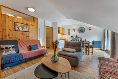 Image de 1er étage, piscine, sauna, balcon, télévision, casier à ski, 42m², Les Orres