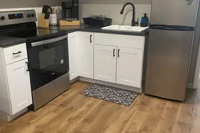 Image de Cheerful cabin with King bed and WiFi, Ac in charming Plainview