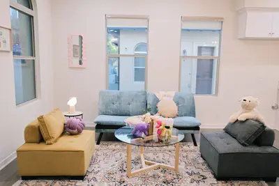 Image de Jie’s choice—Decent 2b brand new home 15mins to Dt