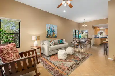 Image de Ventana Canyon 2 bd, 2 ba casita sleeps six. Catalina Mountain view from patio.