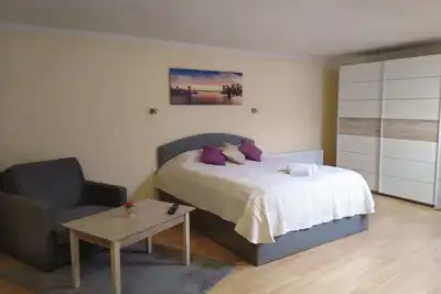 Image de Cozy hotel suite in Tukums with WiFi, Ac, Self chek in, Tukum Apartment