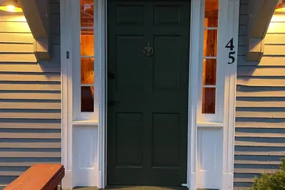 Image de Charming 2-bedroom cottage with Ac and WiFi nestled in a peaceful setting~\n