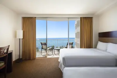 Image de Oceanfront Two Doubles Room at Park Shore Waikiki