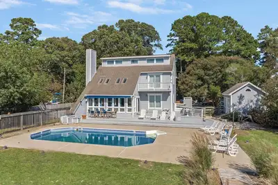 Image de Deltaville Serene Riverfront Getaway | 4br