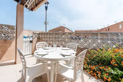 Image de Rb23-6-Pavillon Studio mezzanine climatisé avec place de parking