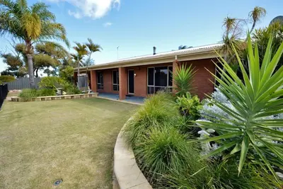 Image de Hook, Wine and Sinker