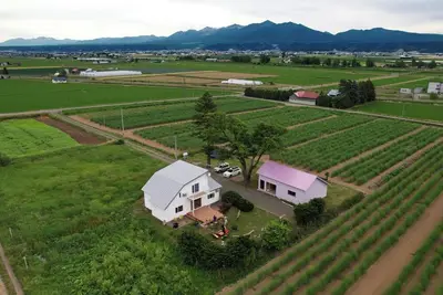 Image de Private house with garden Nakafurano Colorful de / Sorachigun Hokkaidō