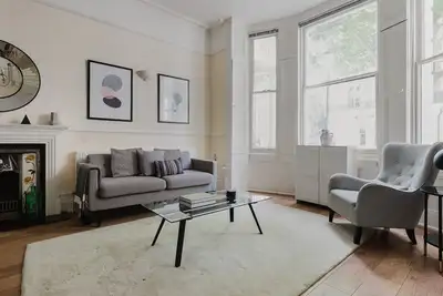 Image de Amazing Earls Court 2br, near Restaurants & Bars, by Blueground