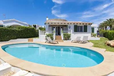 Image de El Nido. Escape to Paradise in S'Algar