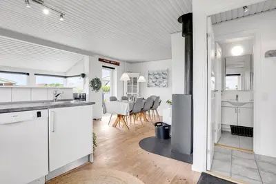\"Hejdi\" - 650m from the sea by Interhome