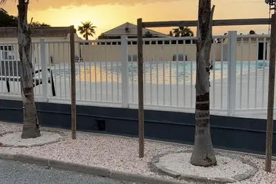 Image de Location vacances Mobil home xxl de 42m2 6 pers frejus / saint aygulf 83370 Var