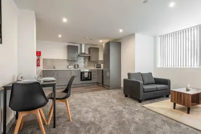 Image de Contemporary 2 Bedroom Apartment in Yeadon