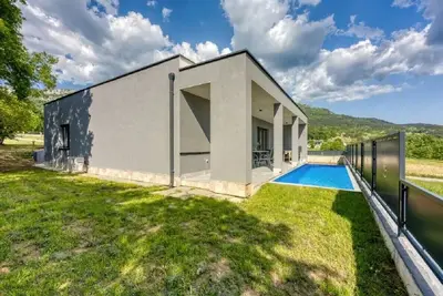 Image de Holiday House Rhapsody with Private Pool