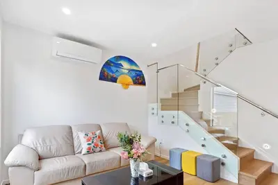 Image de Ventura Retreat Townhouse with Parking and Patio