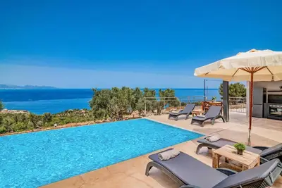 Image de Villa Kalomiras by Villa Plus