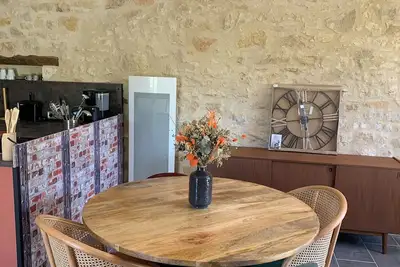 Image de Gite Causse 3* indépendant 4-6 personnes avec piscine privative