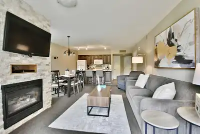 Image de Garden View Suite with Jacuzzi tub & Full Kitchen