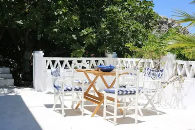 Image de Charming Seaside Retreat with Panoramic Views in Belyounech