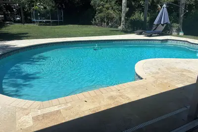 Image de Spacious 4-bedroom house in pleasant Stuart with Ac, WiFi family friendly