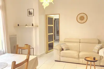 Appartement 3 pièces bien situé à Nice. A 2 minutes de la Gare de Riquier