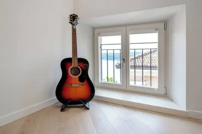 Image de Appartement \"Flat 5\" avec vue sur le lac, Wi-Fi et climatisation