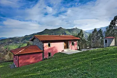 Image de Maison de campagne \"Mugidos Lejanos\" avec vue sur mer, terrasse privée et jardin privé