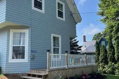 Image de Muttart Heritage House in Historic Bedeque Village\n\n