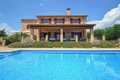 Image de Maison de campagne 'Can Pedro - Sa Torre Nova' avec vue sur la mer, Wi-Fi et climatisation