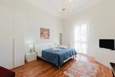 Appartement 'Appartamento Marsalasuitesawfarm' avec terrasse privée, balcon et climatisation