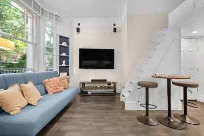 Image de Supérieure-Appartement-Vue sur Rue-Salle de bain privée