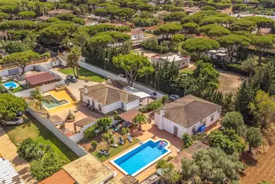 Image de Superbe maison à Chiclana de la.