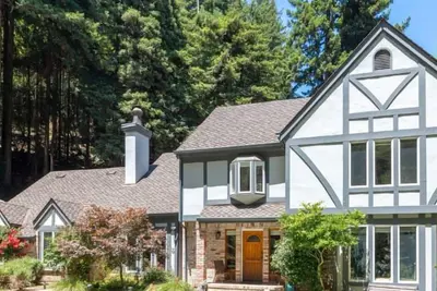 Image de Aptos Oasis with hot tub!