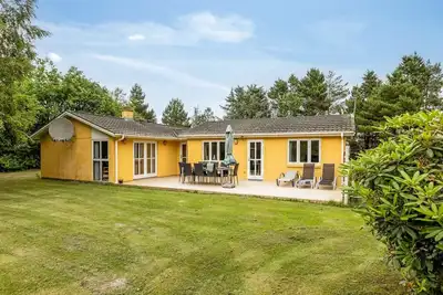 Image de \"Ahnandia\" - 200m from the sea by Interhome