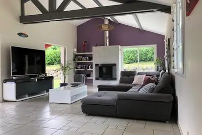 Image de Superbe Villa Proche Mer Et Montagne Avec Tres Grande Piscine 12 x 5 M