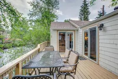 Image de Downtown Riverside Cabin - Enjoy staying on the river in downtown Estes Park