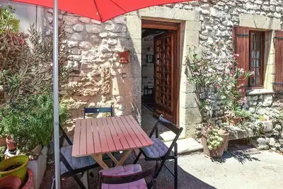 Image de Superbe maison de 2 chambres à Vedène