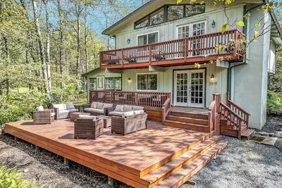 Image de Tee Time Retreat: Golf Course View & Sauna & Game Room, Pool & Lake Access