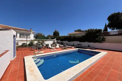 Image de Tranquilo y Acogedor Chalet en Torrox Costa