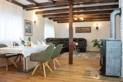 Image de Maison de vacances Frechen pour 1 - 4 personnes avec 3 chambres Ă coucher - Maison de vacances