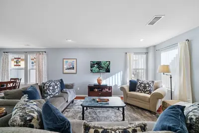 Image de Flyer's Nest Townhome